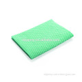 Nonwoven cleaning cloth in shrinked rolls